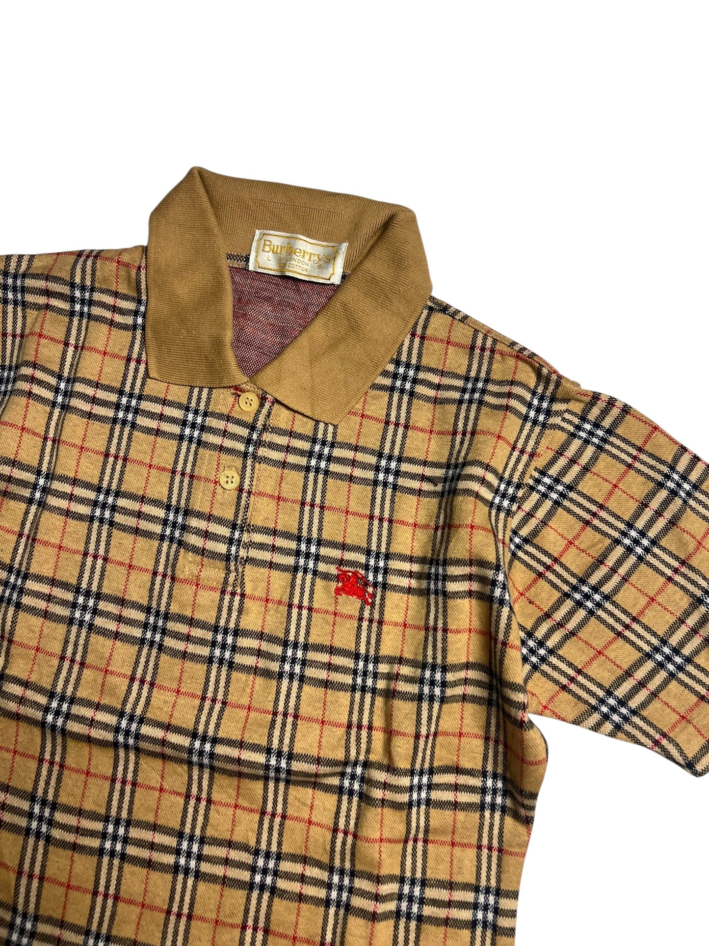 Ein Burberry Polo Shirt (S) von ZAZA resell in hellbraun, schwarz und rot kariert mit hellbraunem Kragen und kleinem roten Brustlogo. Zustand 9/10.