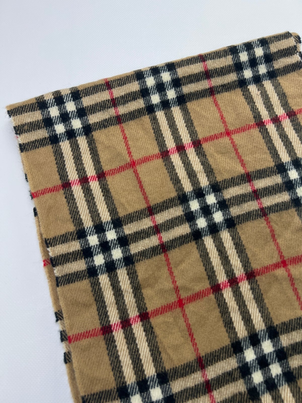 Burberry Scarf Check - ZAZA resell