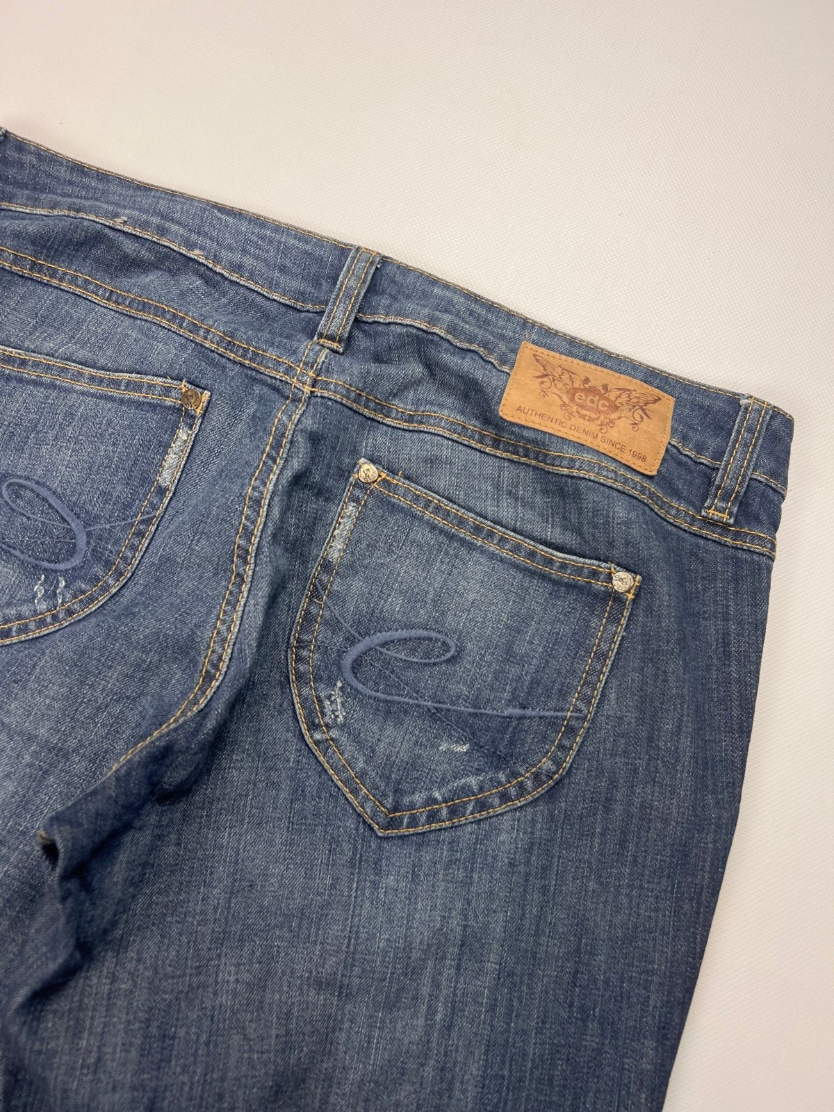 edc Y2K Flared | W34 - ZAZA resell