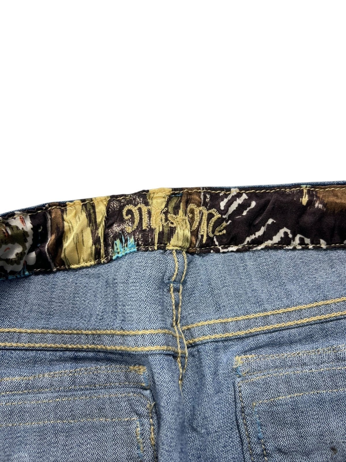 Miss Me Low Rise Flare | W28 x L30 - ZAZA resell