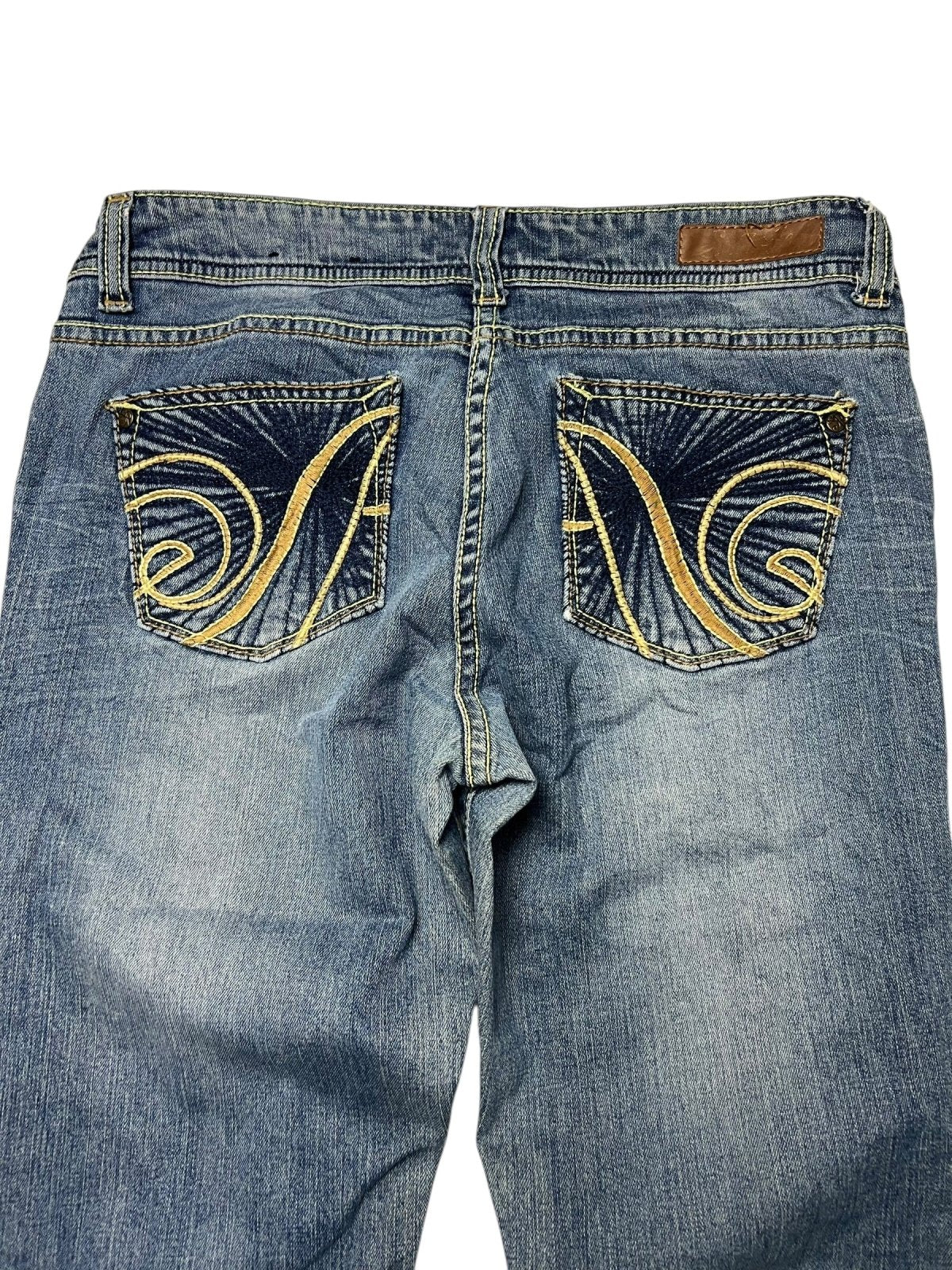 Southpole Mid Rise Straight W30 x L31 - ZAZA resell