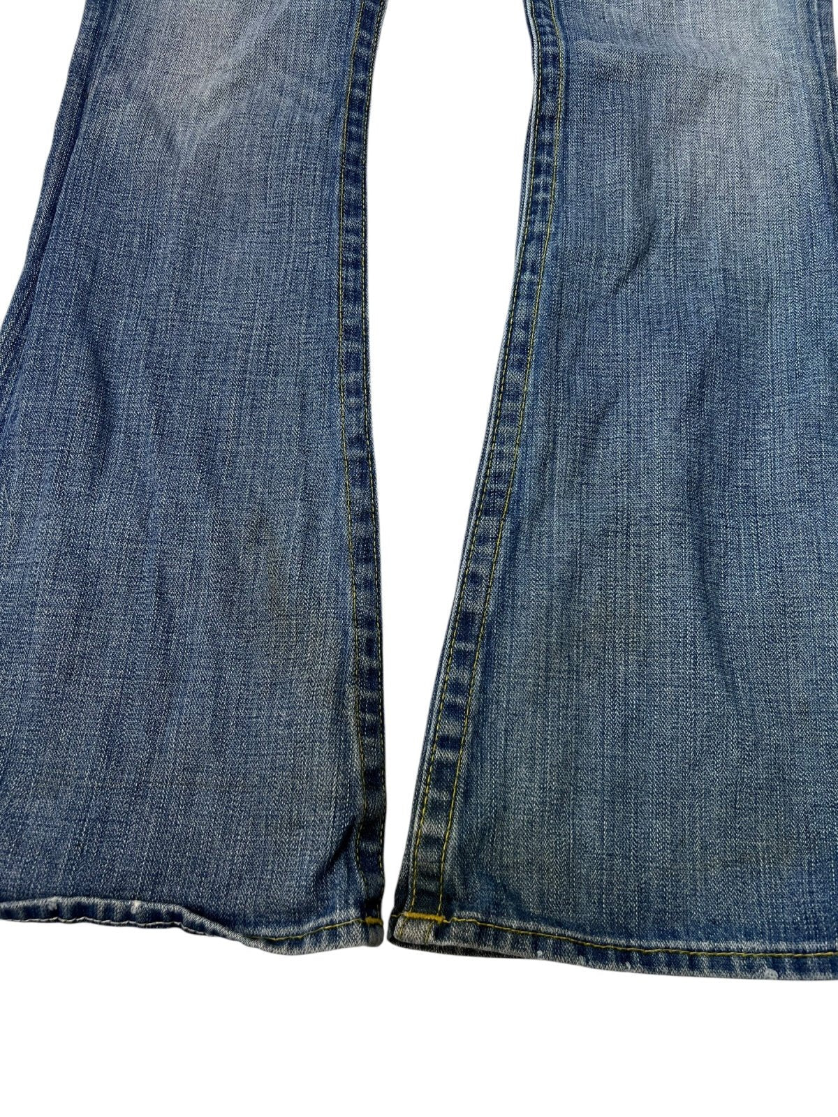 True Religion Low Rise Flare | 29 (M) - ZAZA resell