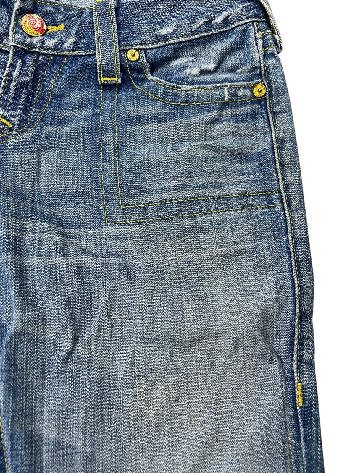 True Religion Low Rise Flare | 29 (M) - ZAZA resell