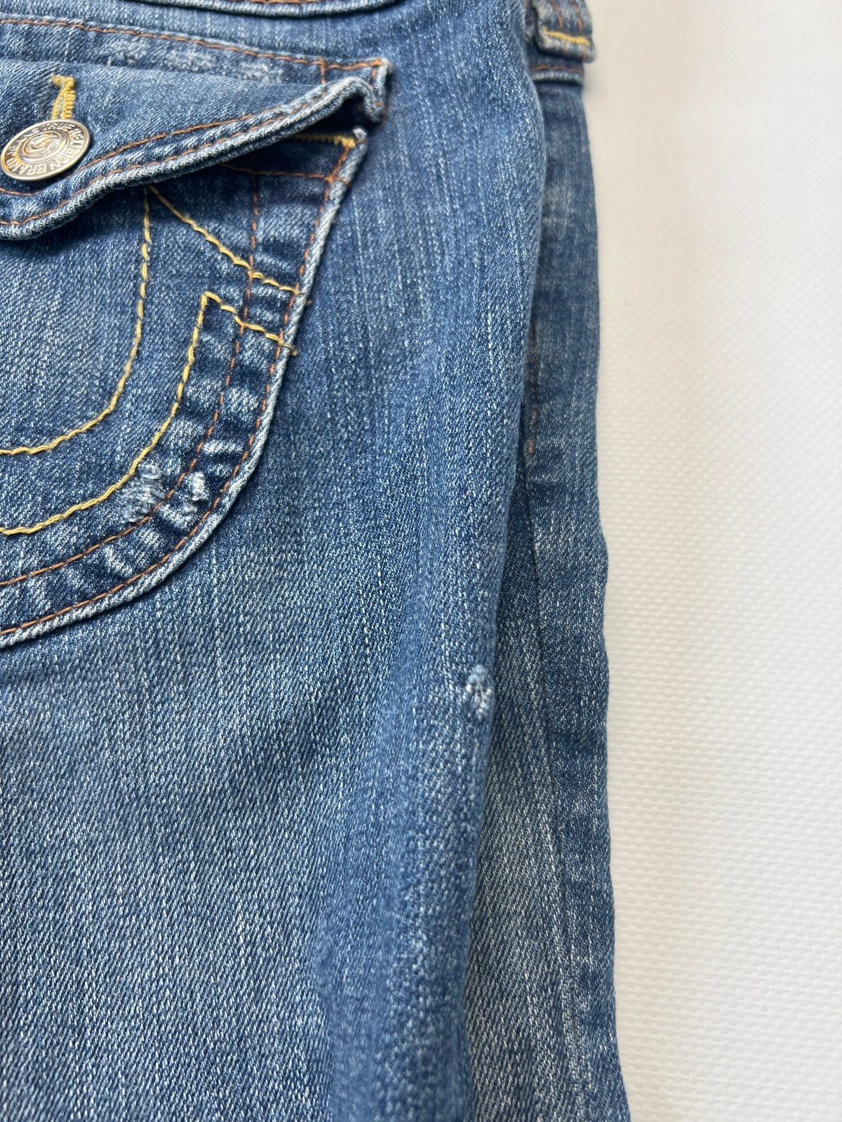 True Religion Mid Rise Flare | W26 - ZAZA resell