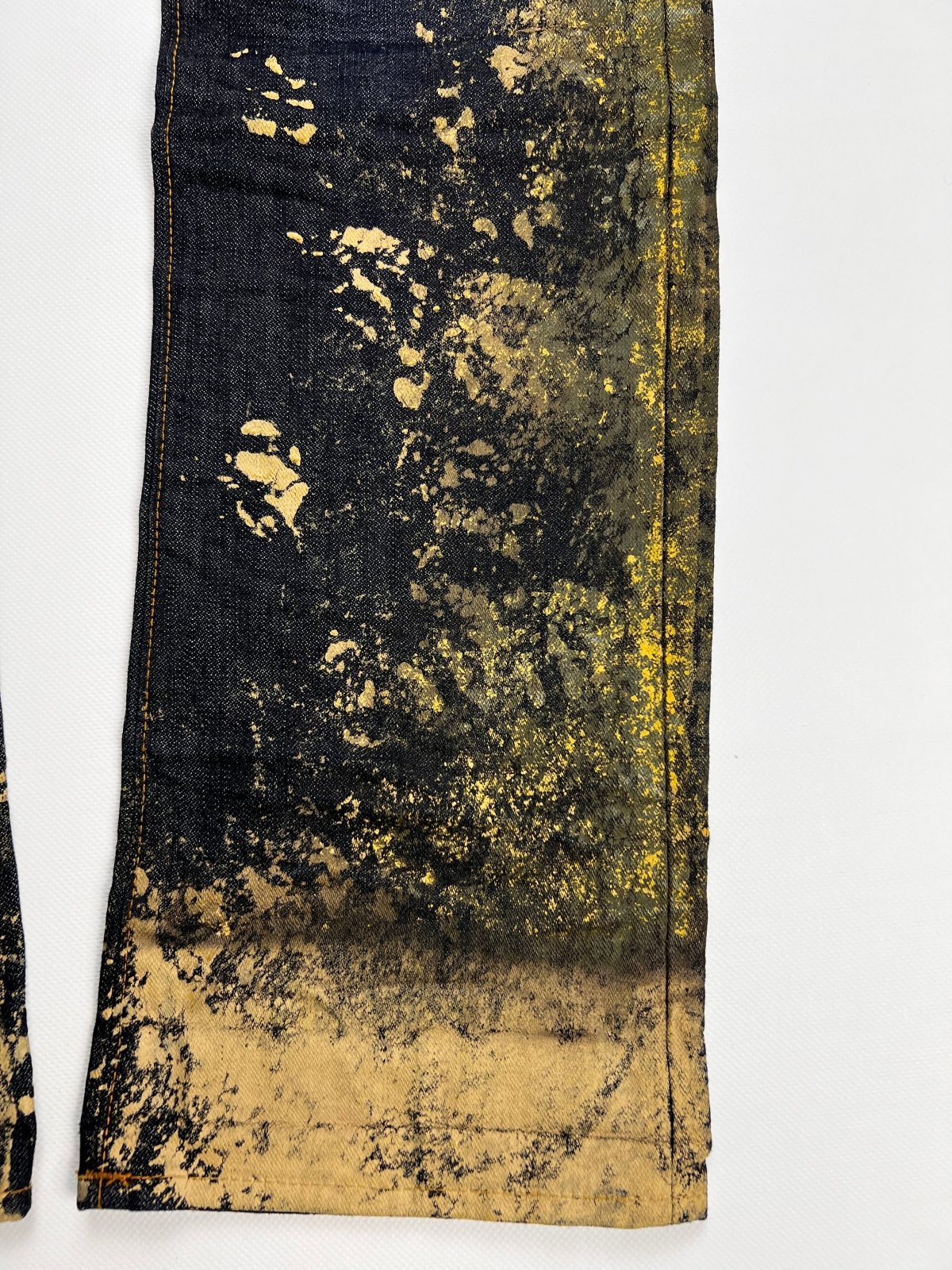 True Religion Ricky Paint Splatter Jeans Boot | W 42,5cm x L 108cm - ZAZA resell