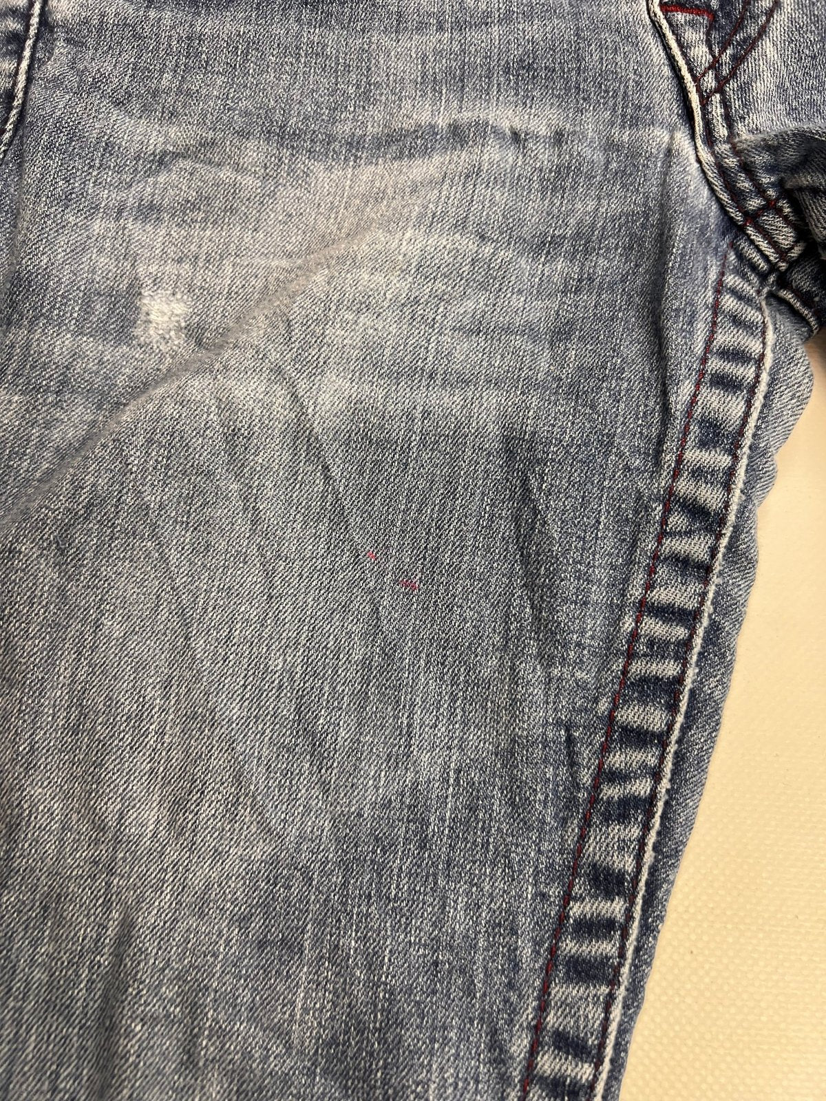 True Religion Skinny | W25 - ZAZA resell