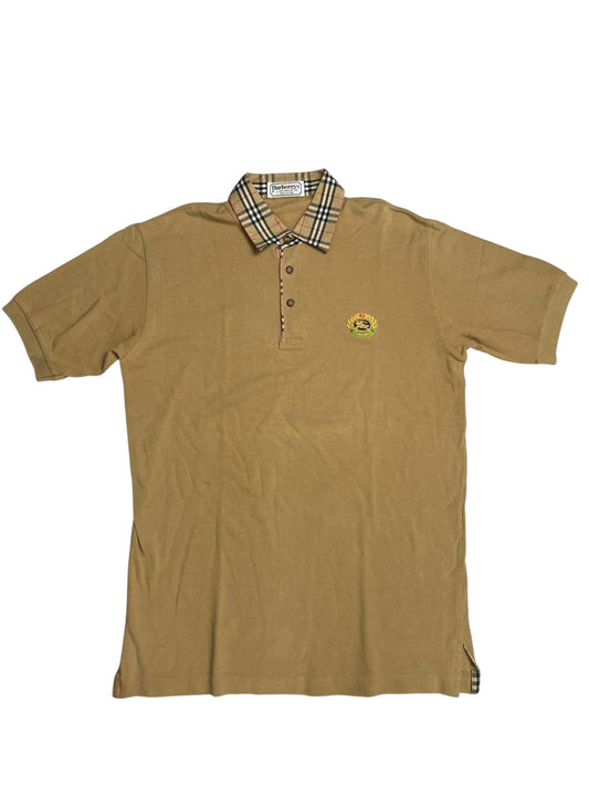 Hellbraunes Burberry Kurzarm-Polo in Größe L von ZAZA resell mit kariertem Kragen, Knopfleiste und gesticktem Logo auf der linken Brust. Zustand: 9/10.