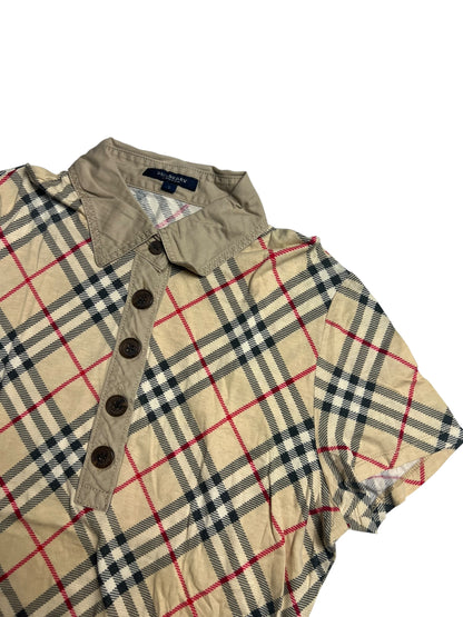 Ein beige kariertes Burberry Polo Shirt (S) von ZAZA resell mit kurzen Ärmeln, Kragen, fünf dunklen Knöpfen und roten, schwarzen und weißen sich kreuzenden Linien. Burberry Etikett innen; Zustand 9/10.