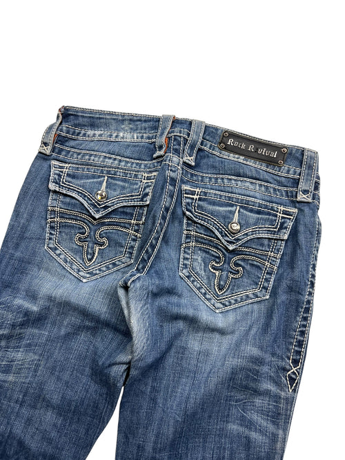 Rock Revival Mid Rise Straight/Skinny | 29 (M)