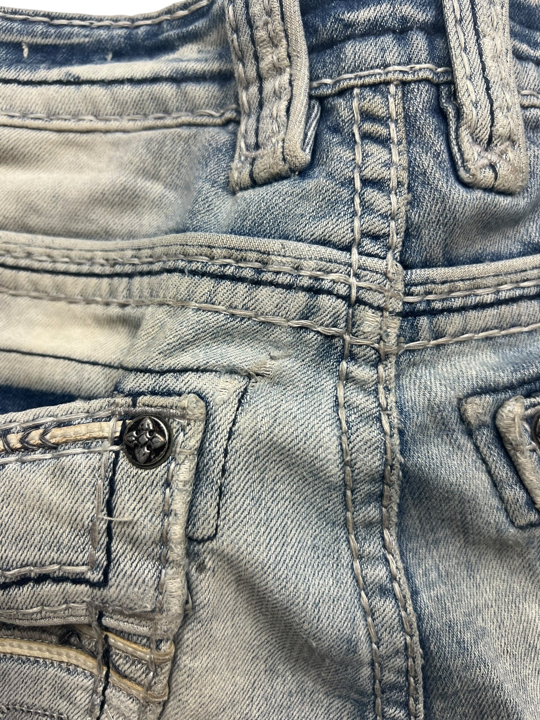 Rock Revival Straight | 32 (M)