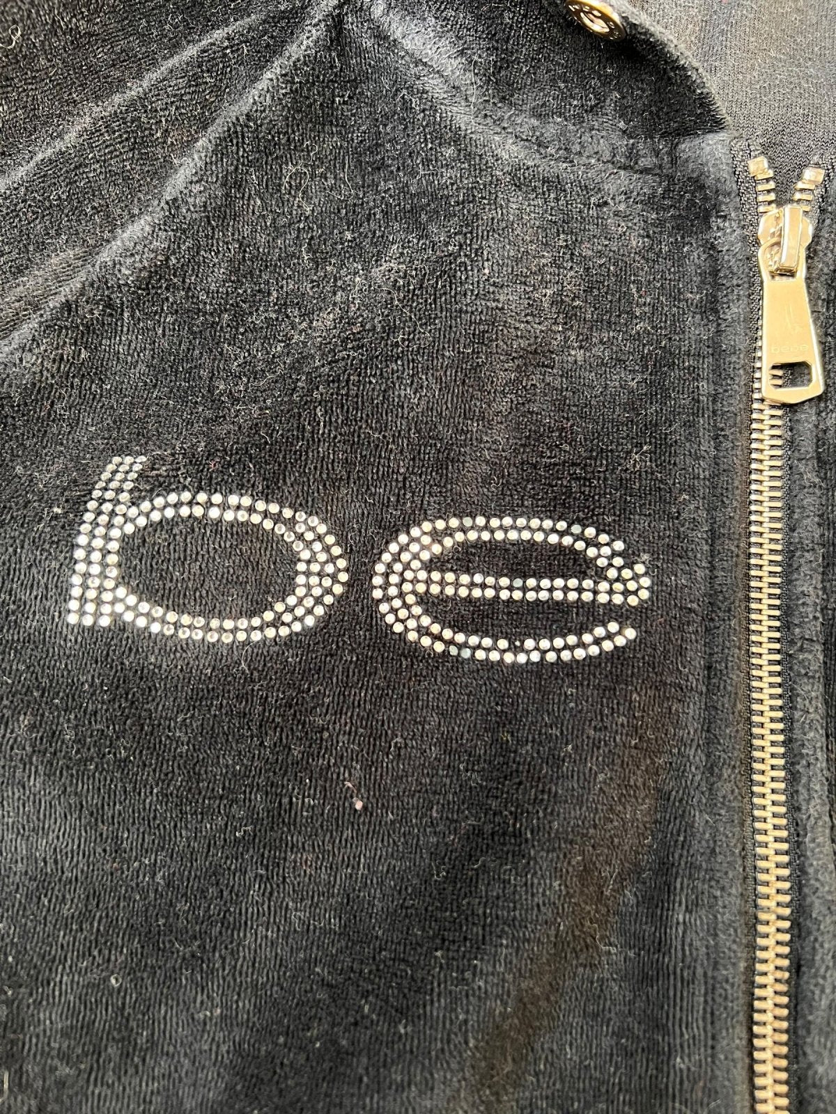 Bebe Zip Hoodie | L - ZAZA resell