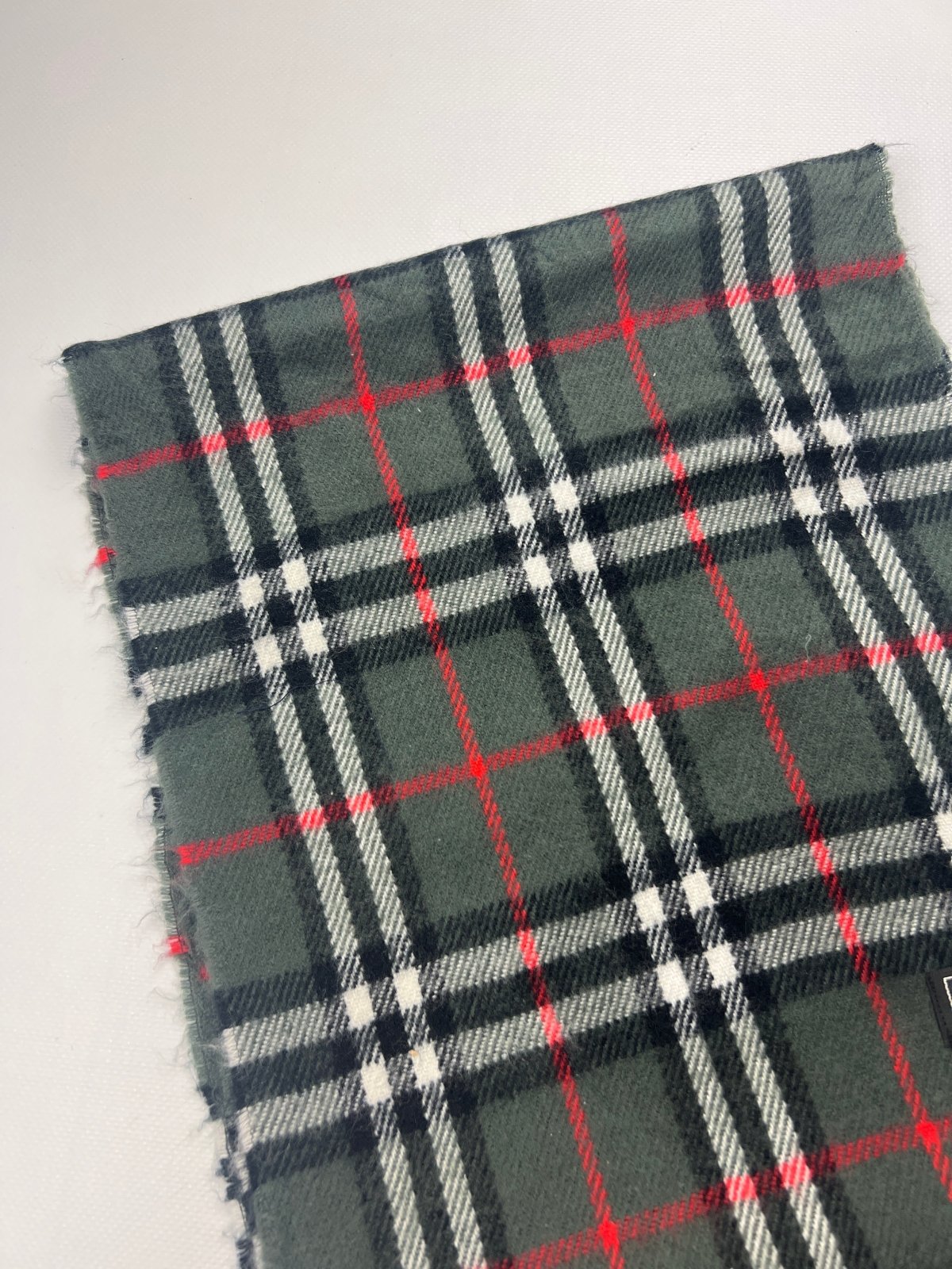 Burberry Scarf Check - ZAZA resell