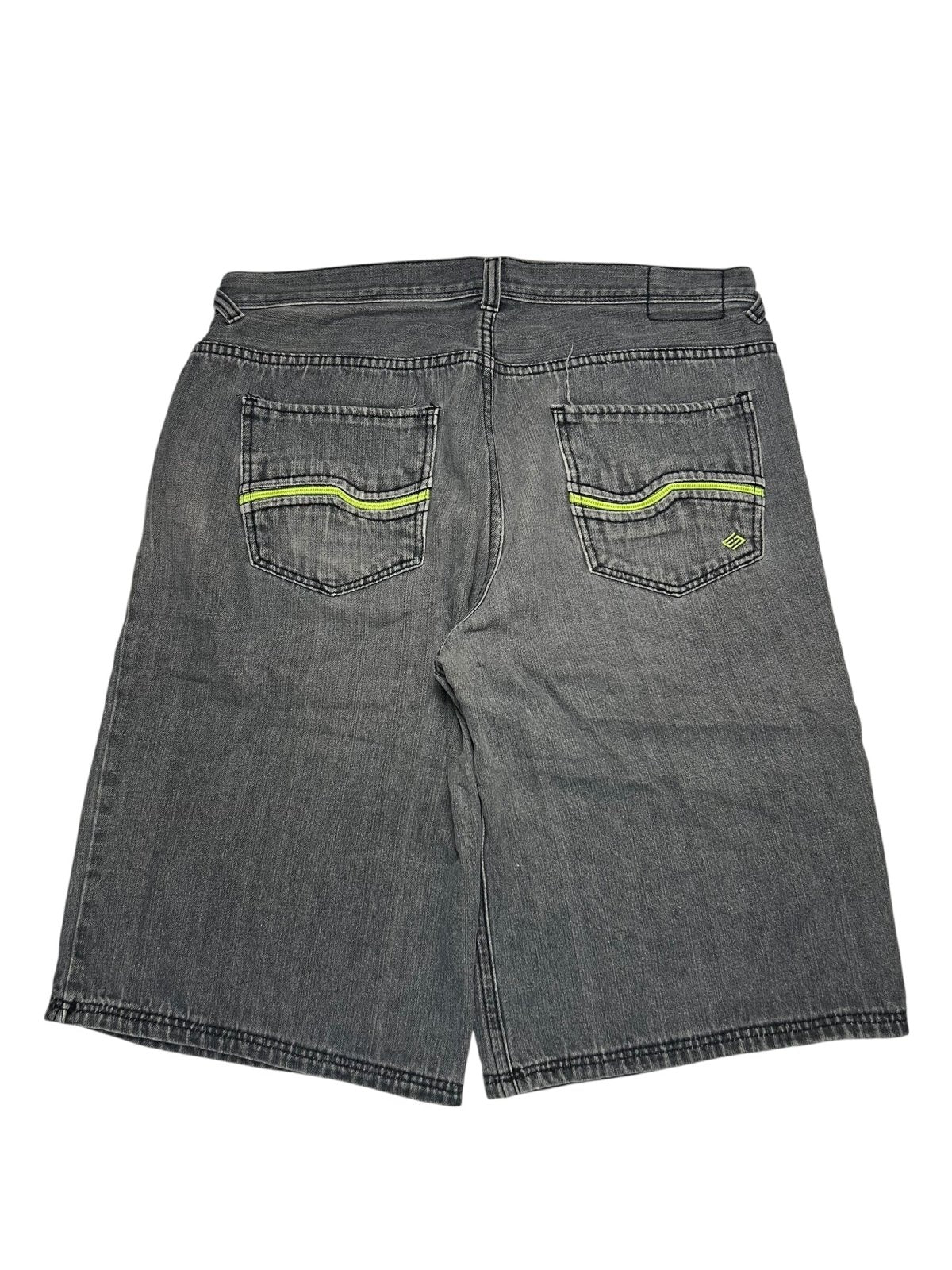 Enyce Jorts | 40 (XXL) - ZAZA resell