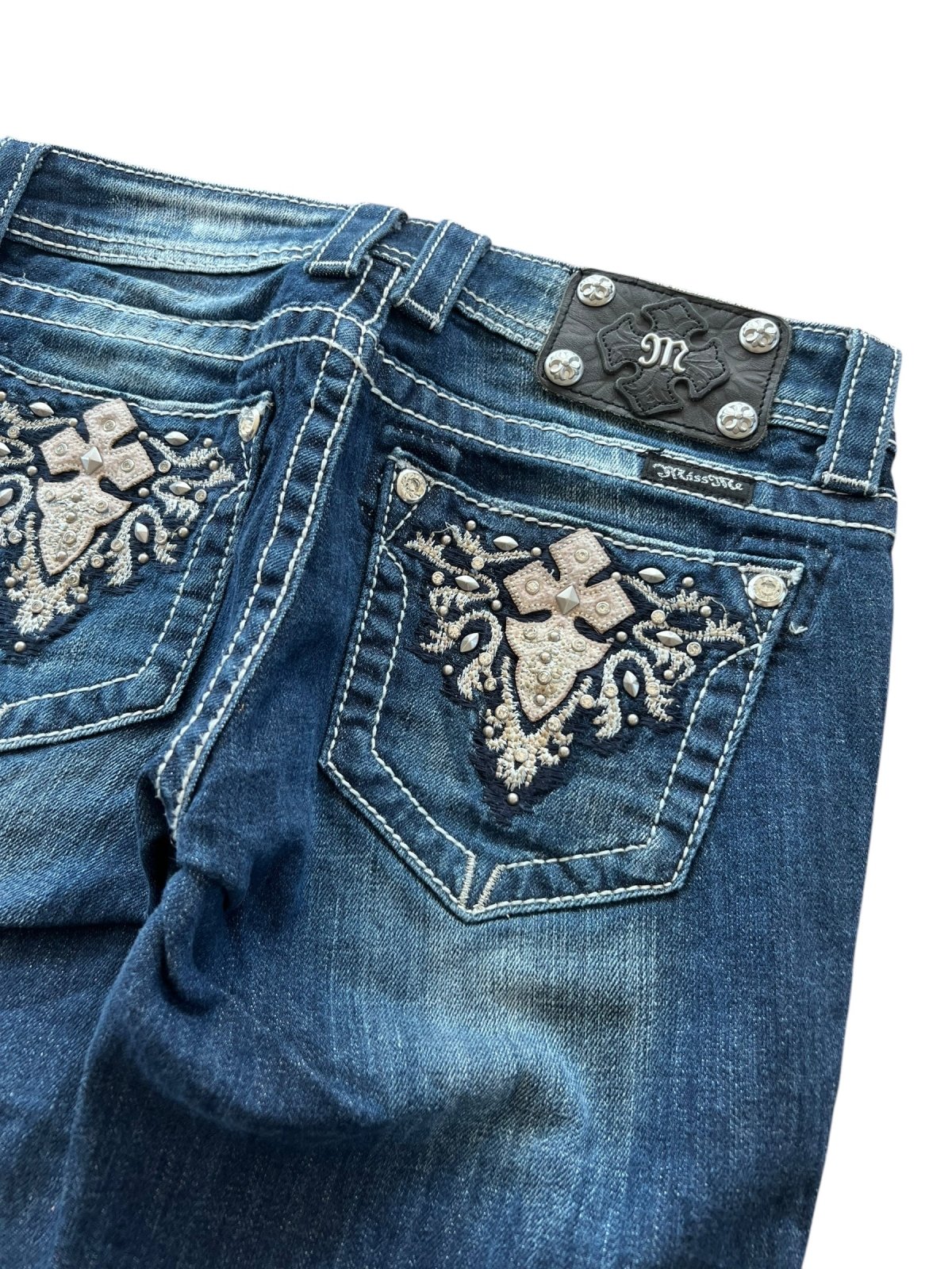 Miss Me Mid Rise Straight | W26 - ZAZA resell