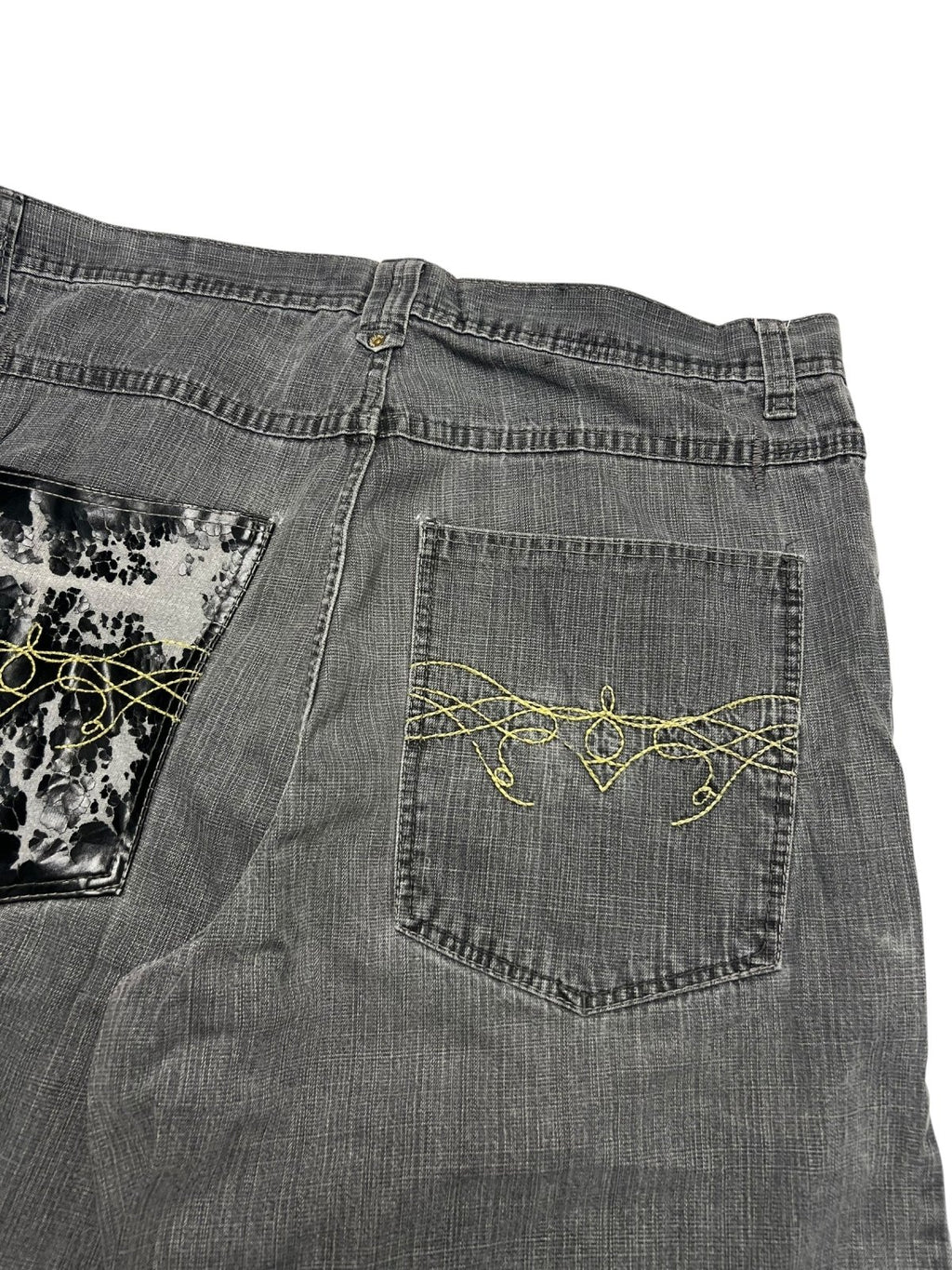 Southpole Jorts | 42 (XXL) - ZAZA resell
