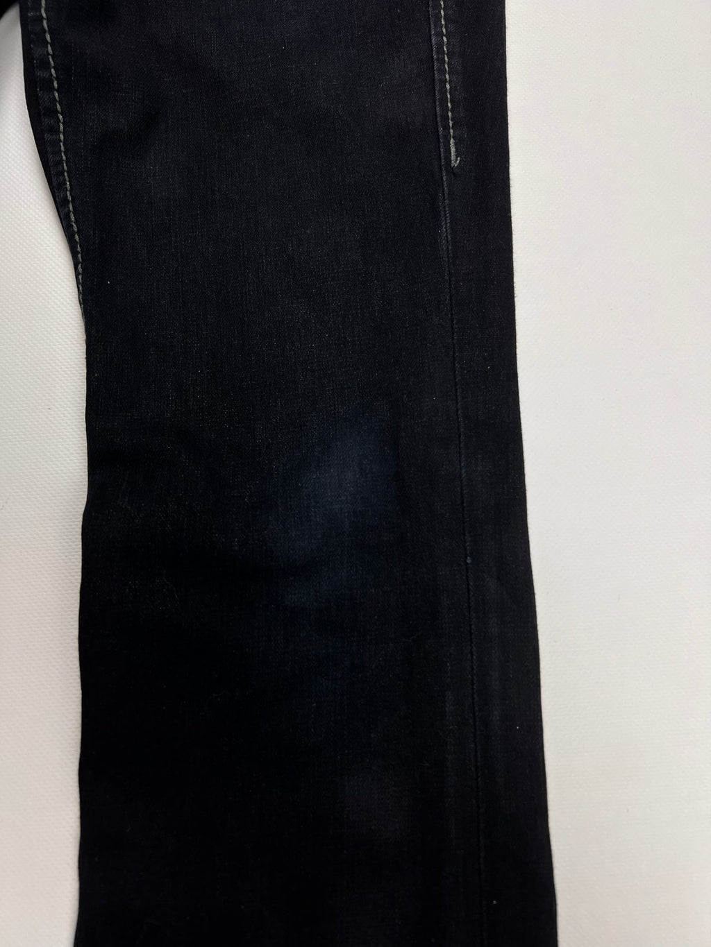 True Religion Straight 28 (M) - ZAZA resell